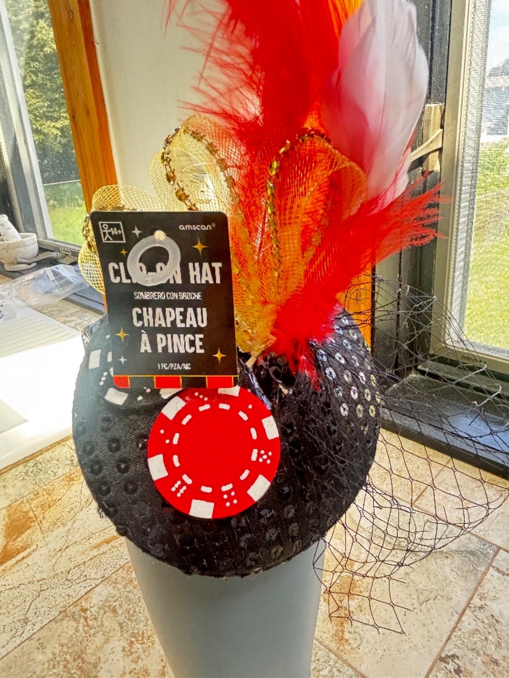 Casino themed clip on Mini hat.
